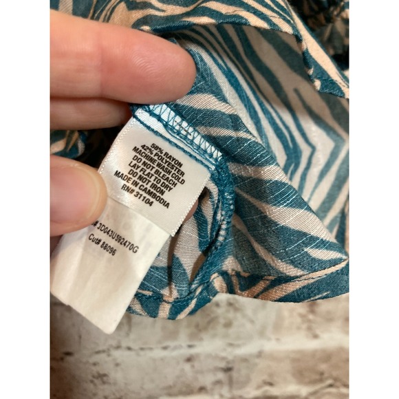 New Directions Babydoll Top Womens Large Teal & Tan Zebra Animal Print Flowy - Picture 12 of 13